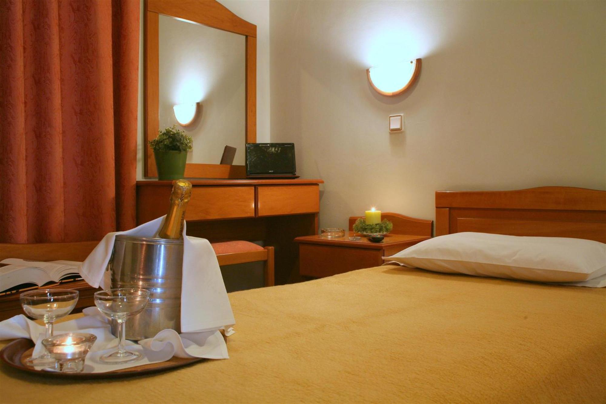 Oceanis Hotel Salonic Exterior foto