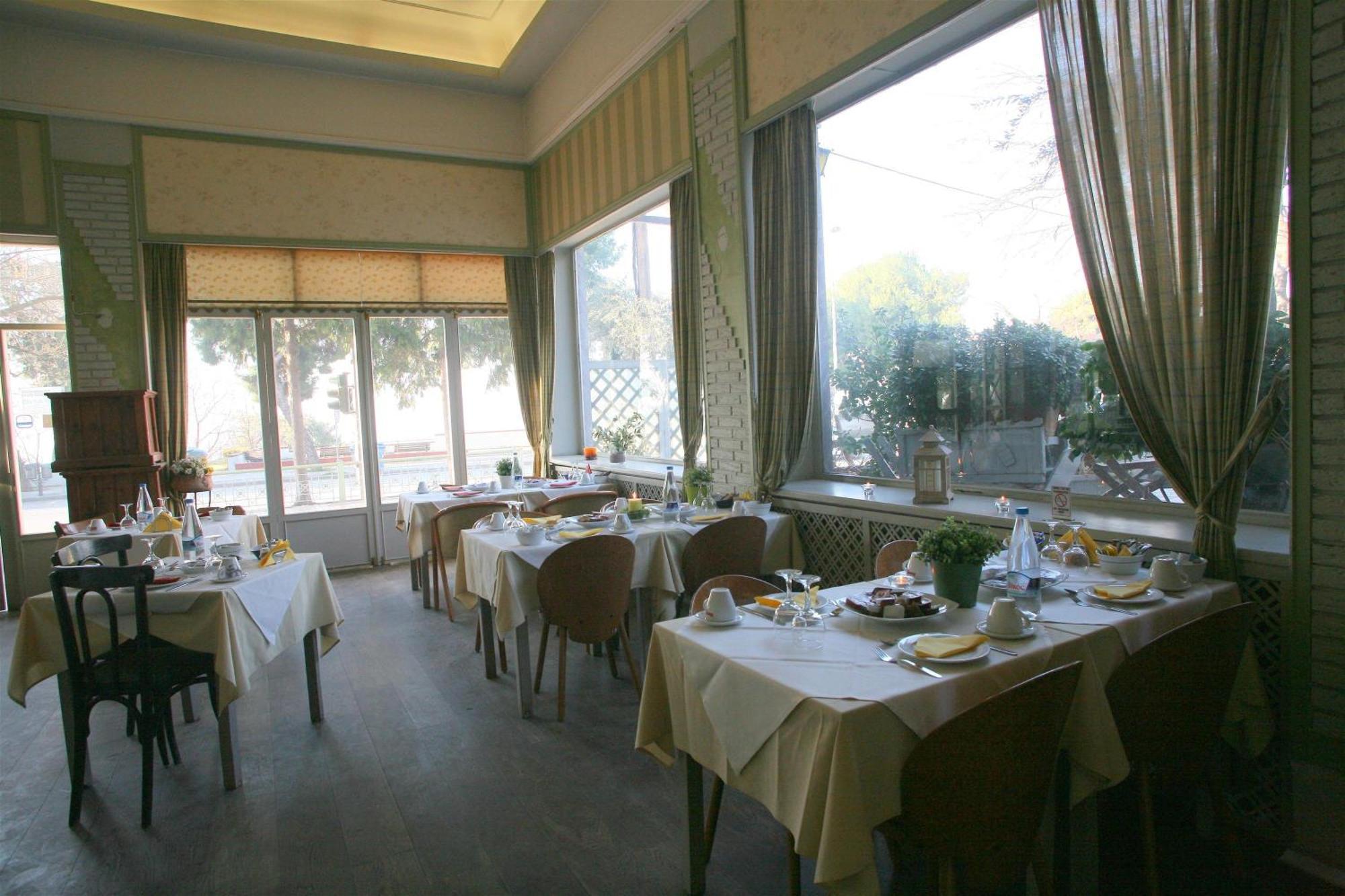 Oceanis Hotel Salonic Exterior foto
